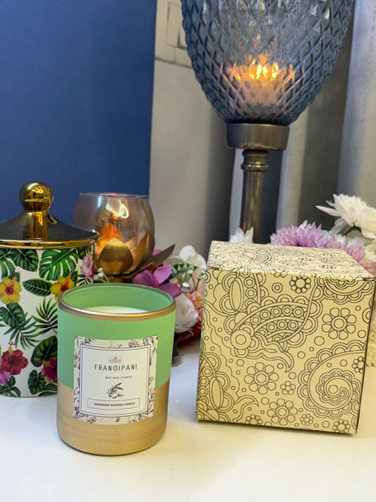 Frangipani Scented Candle in Golden Jar_1