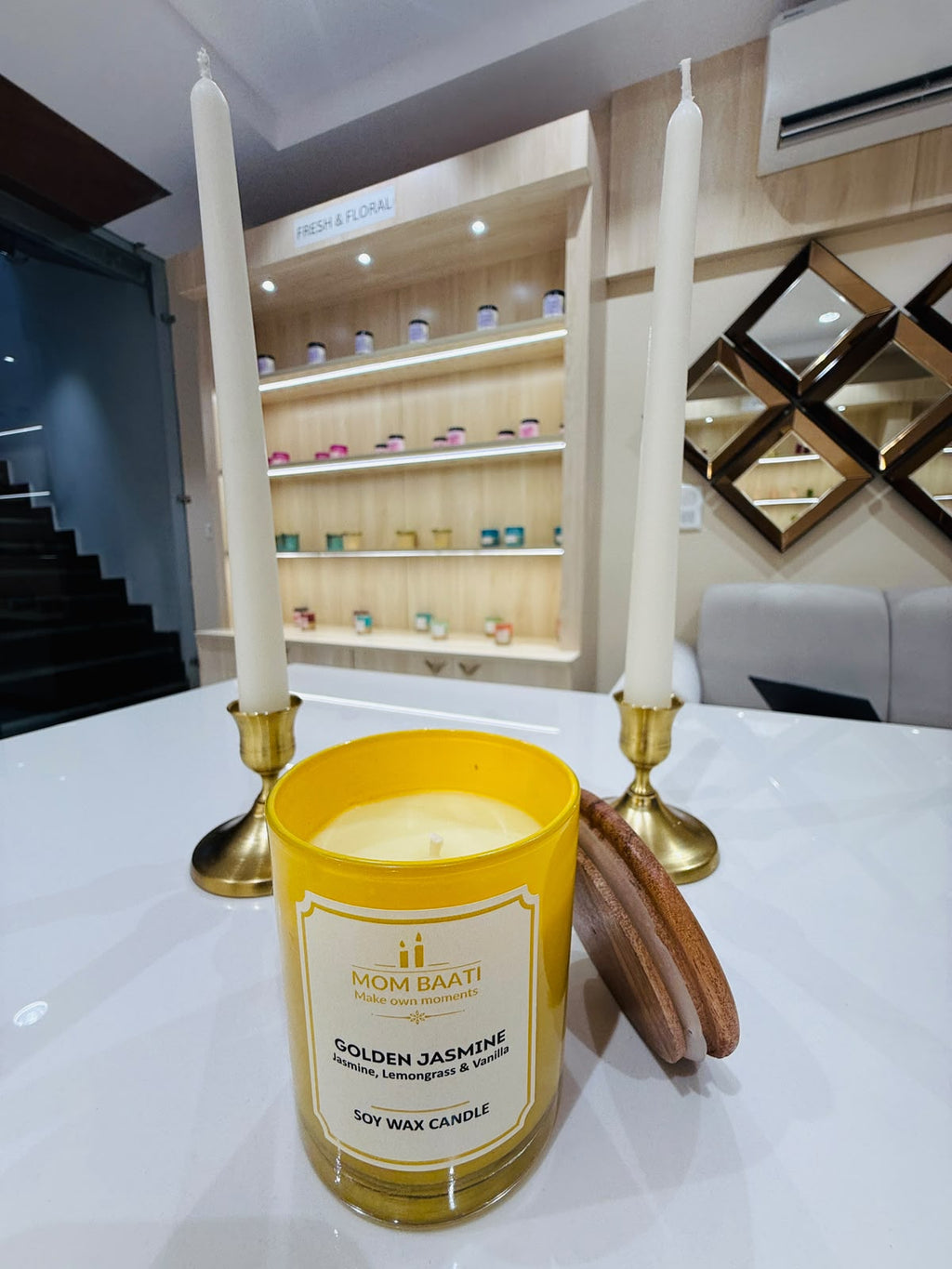 Golden_Jasmine_candle_2