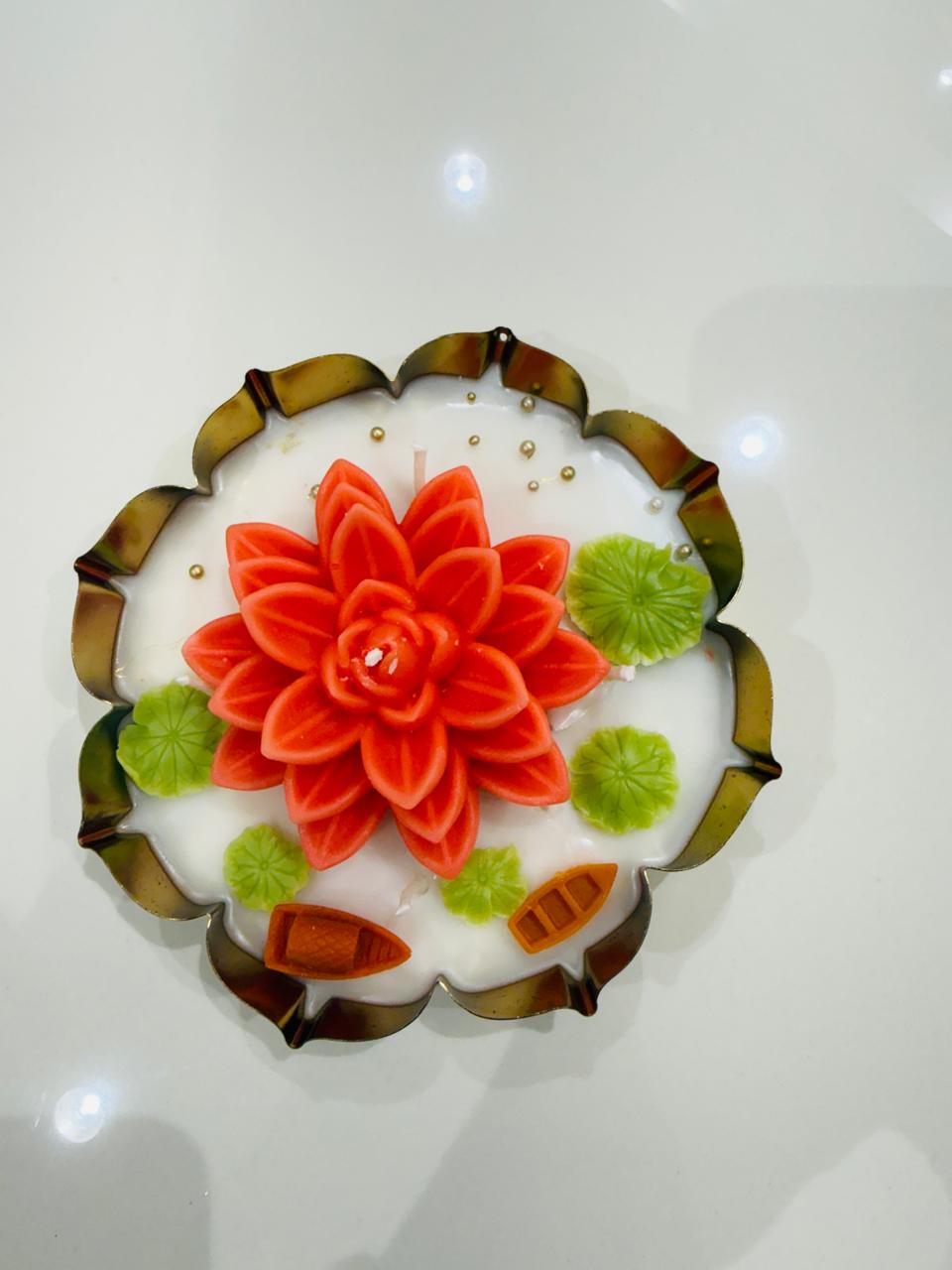 Lotus_Urli_Candle Main image
